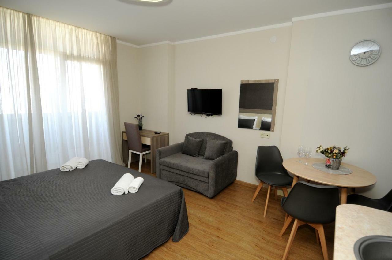 Appartement I Like Batoumi Extérieur photo